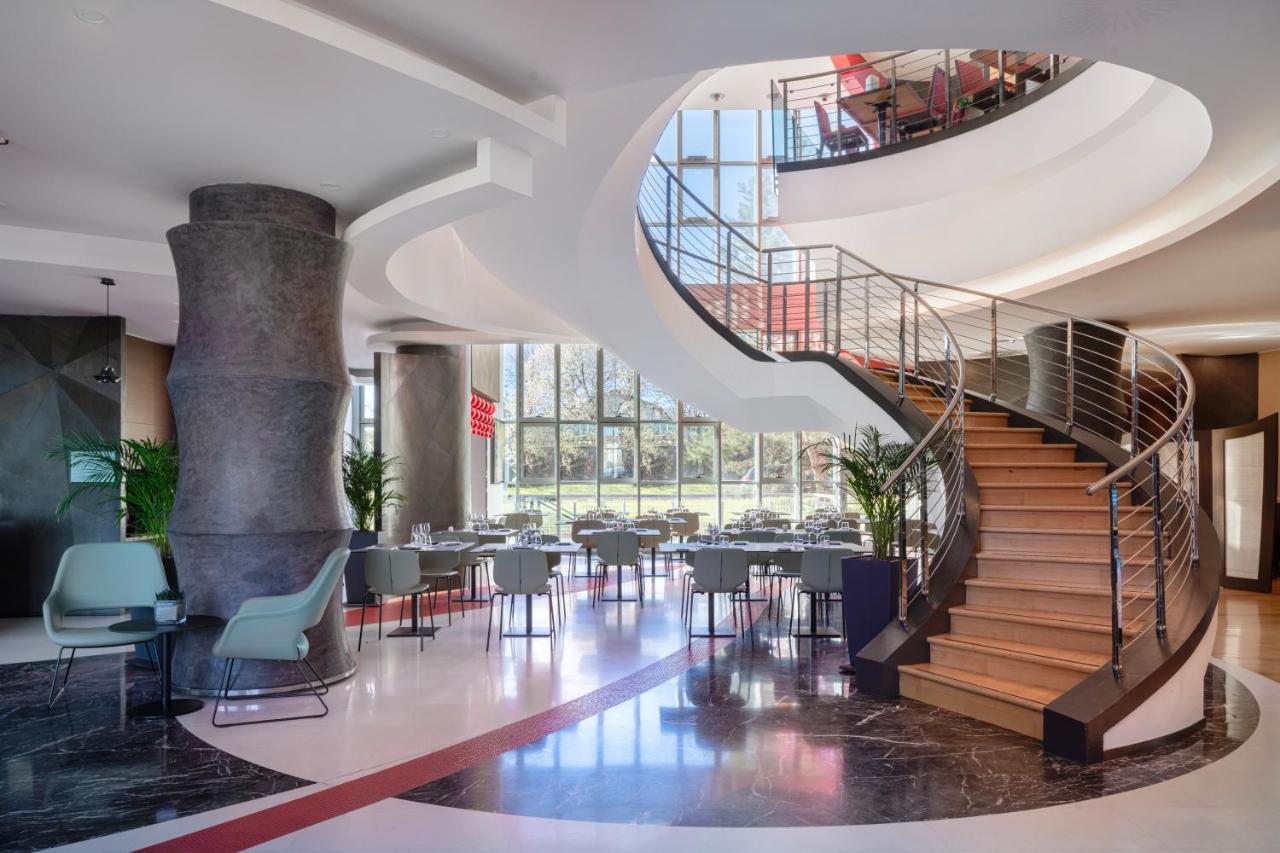 Una Hotels Malpensa Cerro Lago Maggiore Eksteriør bilde