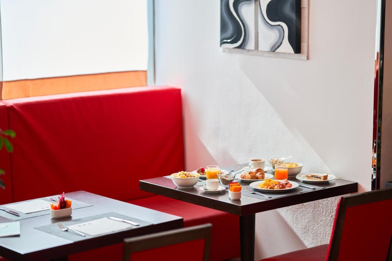 Una Hotels Malpensa Cerro Lago Maggiore Eksteriør bilde